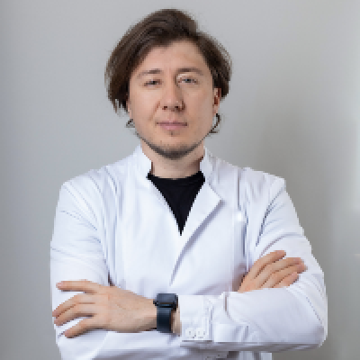 Илья Алмазов 