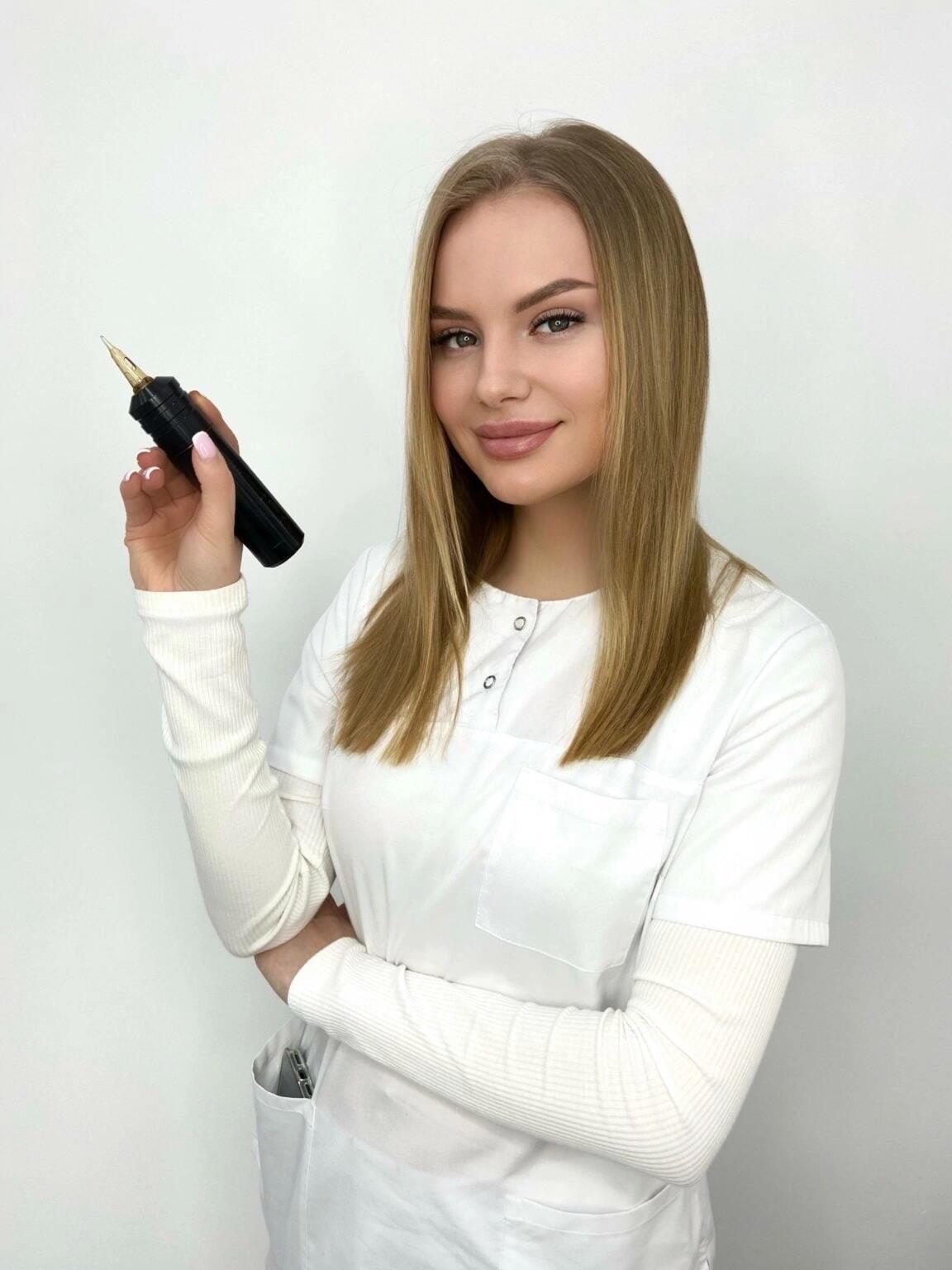 Николь Сергеева