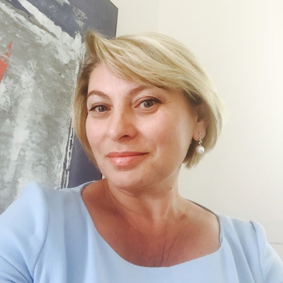 Анжела Перл