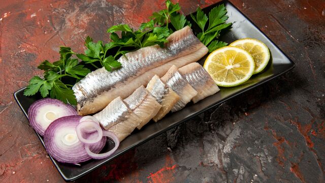 Мы ее недооценивали: эта рыба оказалась полезней лосося и форели — она вкусная и стоит копейки
