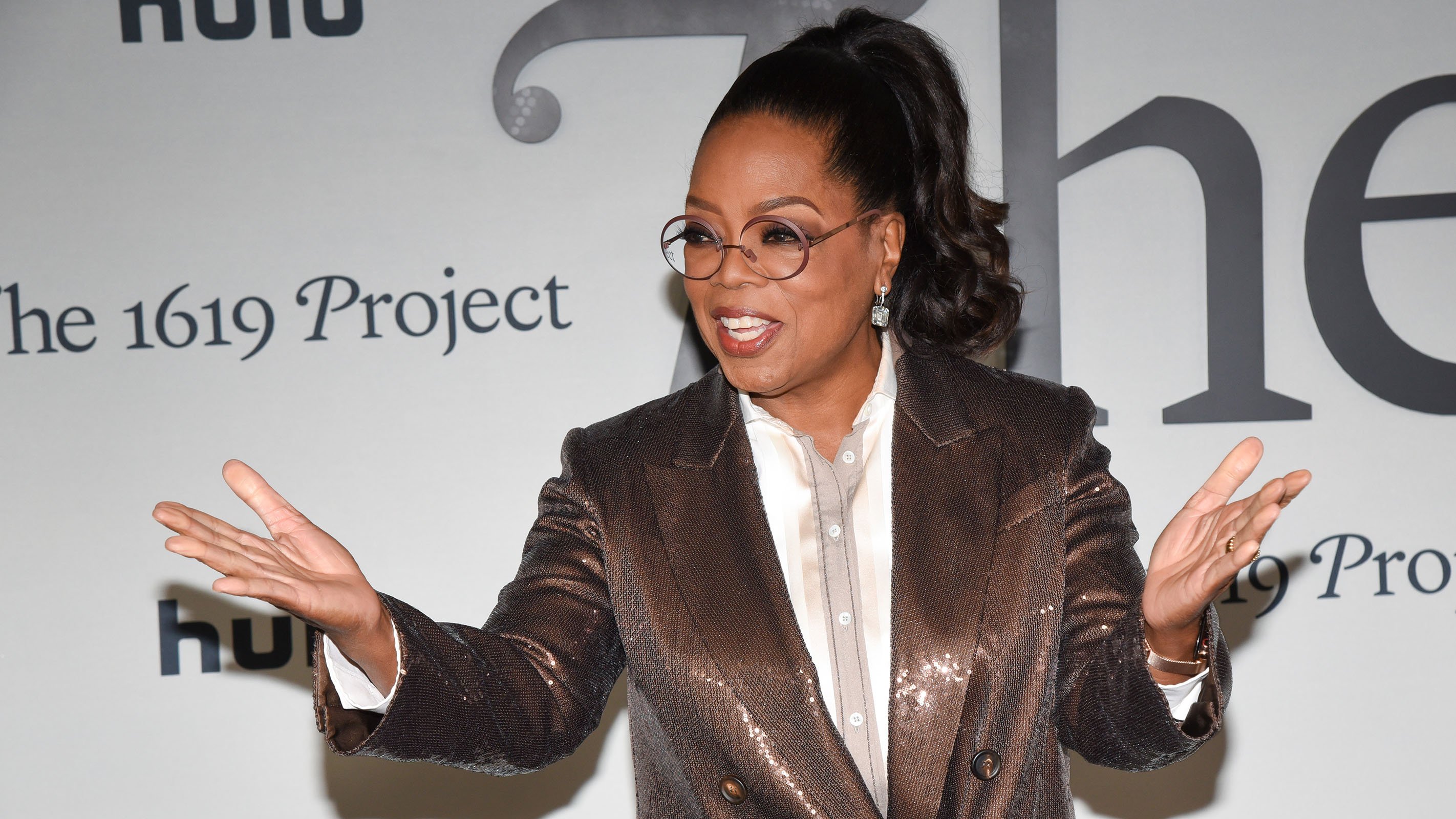 Как научиться вставать рано утром без будильника: секрет Опры Уинфри